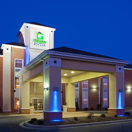 Holiday Inn Express Prince Frederick By Ihg Dış mekan fotoğraf