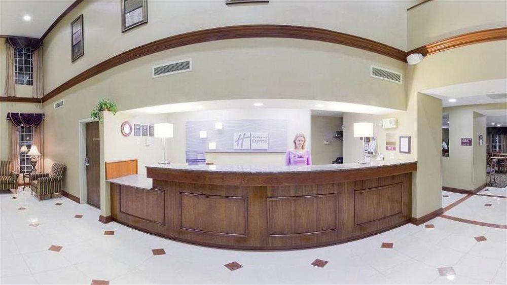 Holiday Inn Express Prince Frederick By Ihg Dış mekan fotoğraf