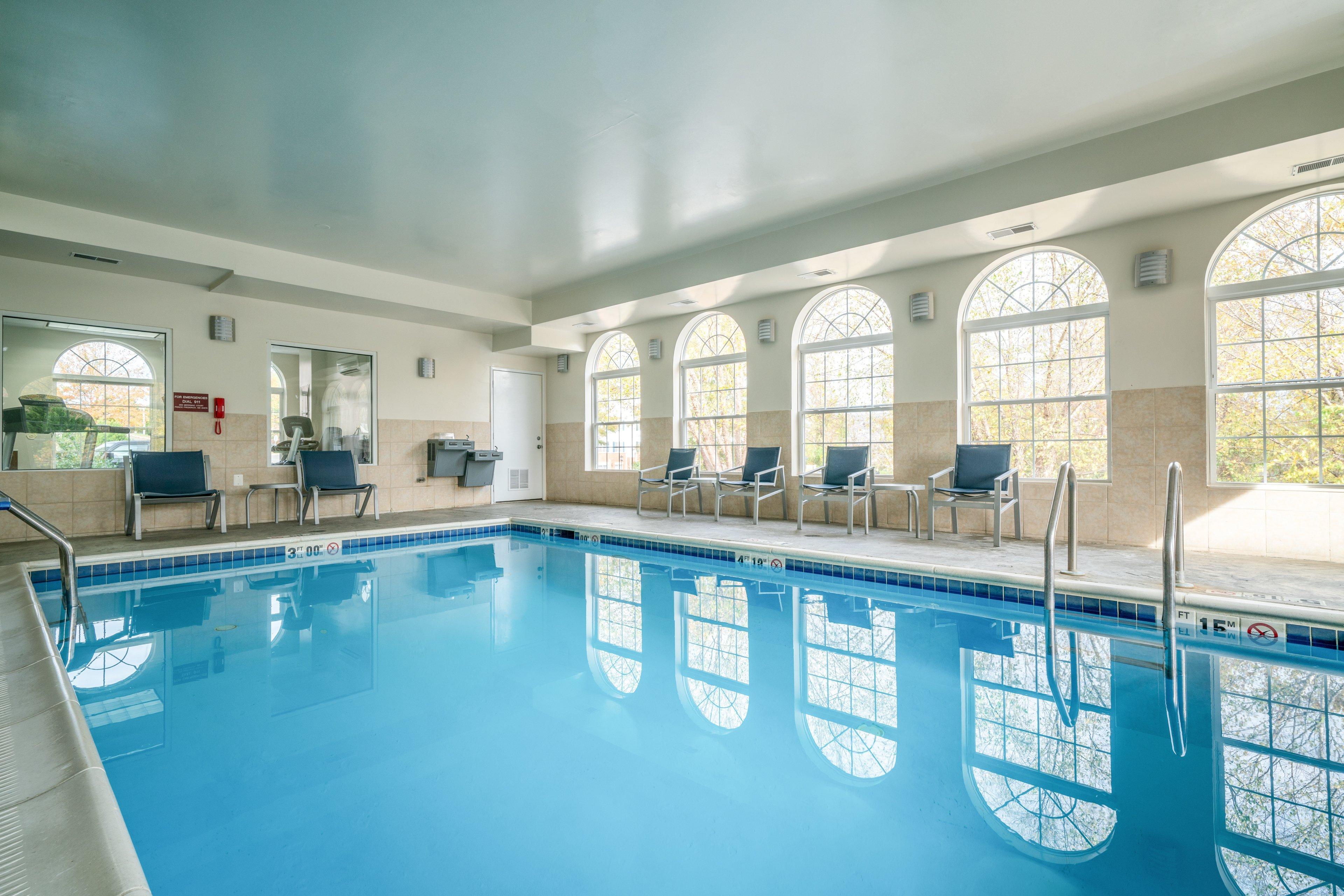 Holiday Inn Express Prince Frederick By Ihg Dış mekan fotoğraf