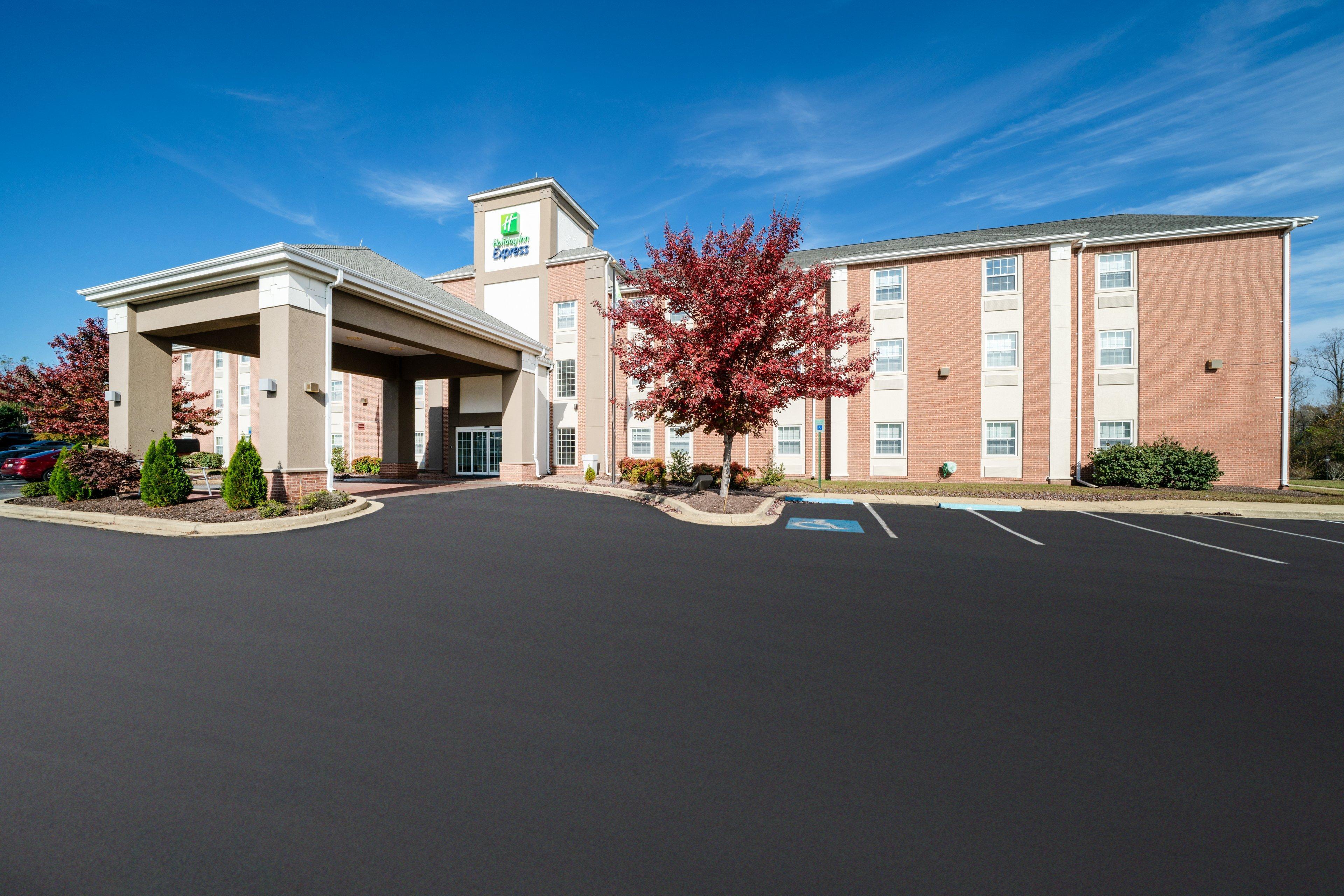 Holiday Inn Express Prince Frederick By Ihg Dış mekan fotoğraf