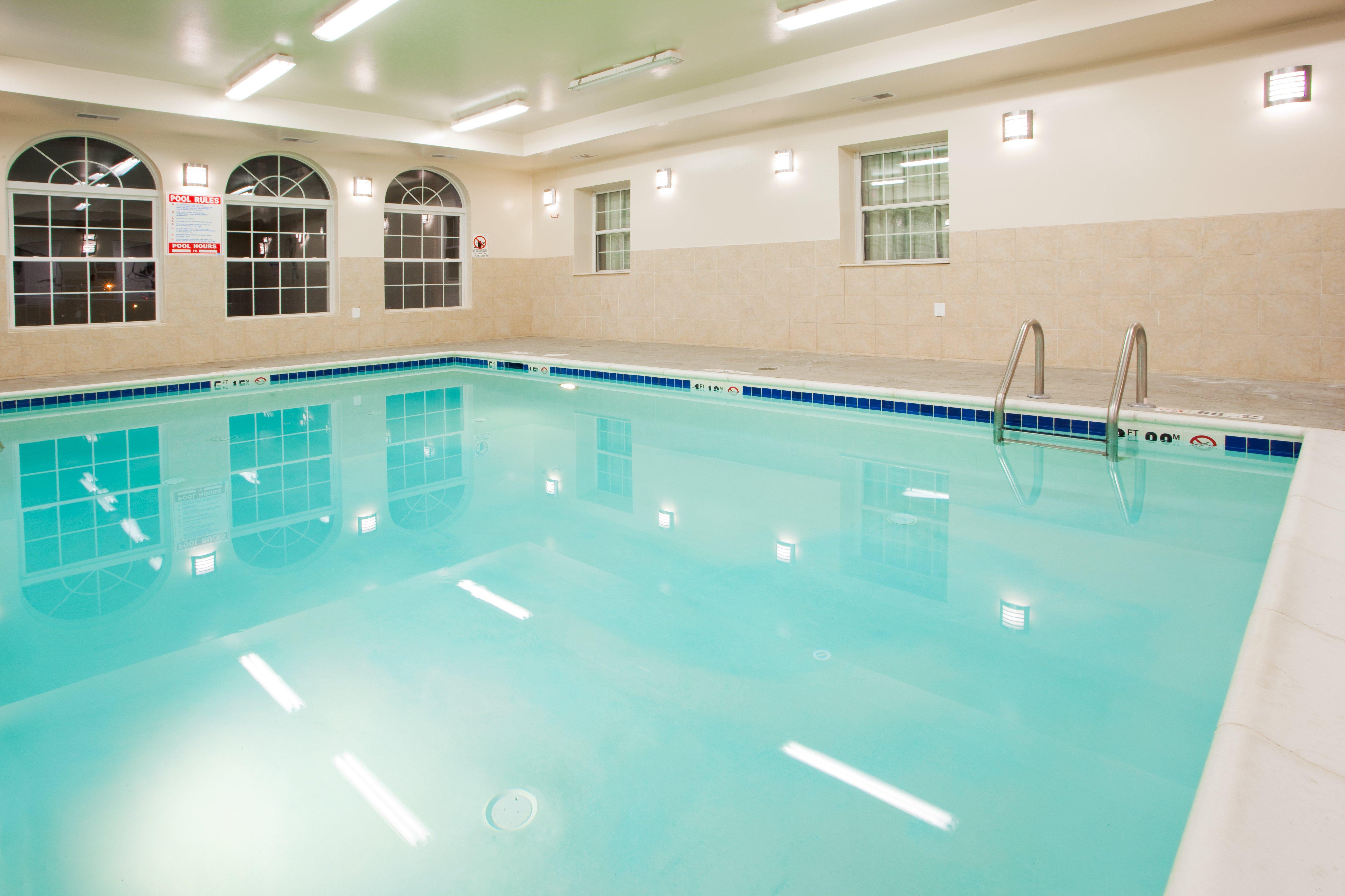 Holiday Inn Express Prince Frederick By Ihg Dış mekan fotoğraf