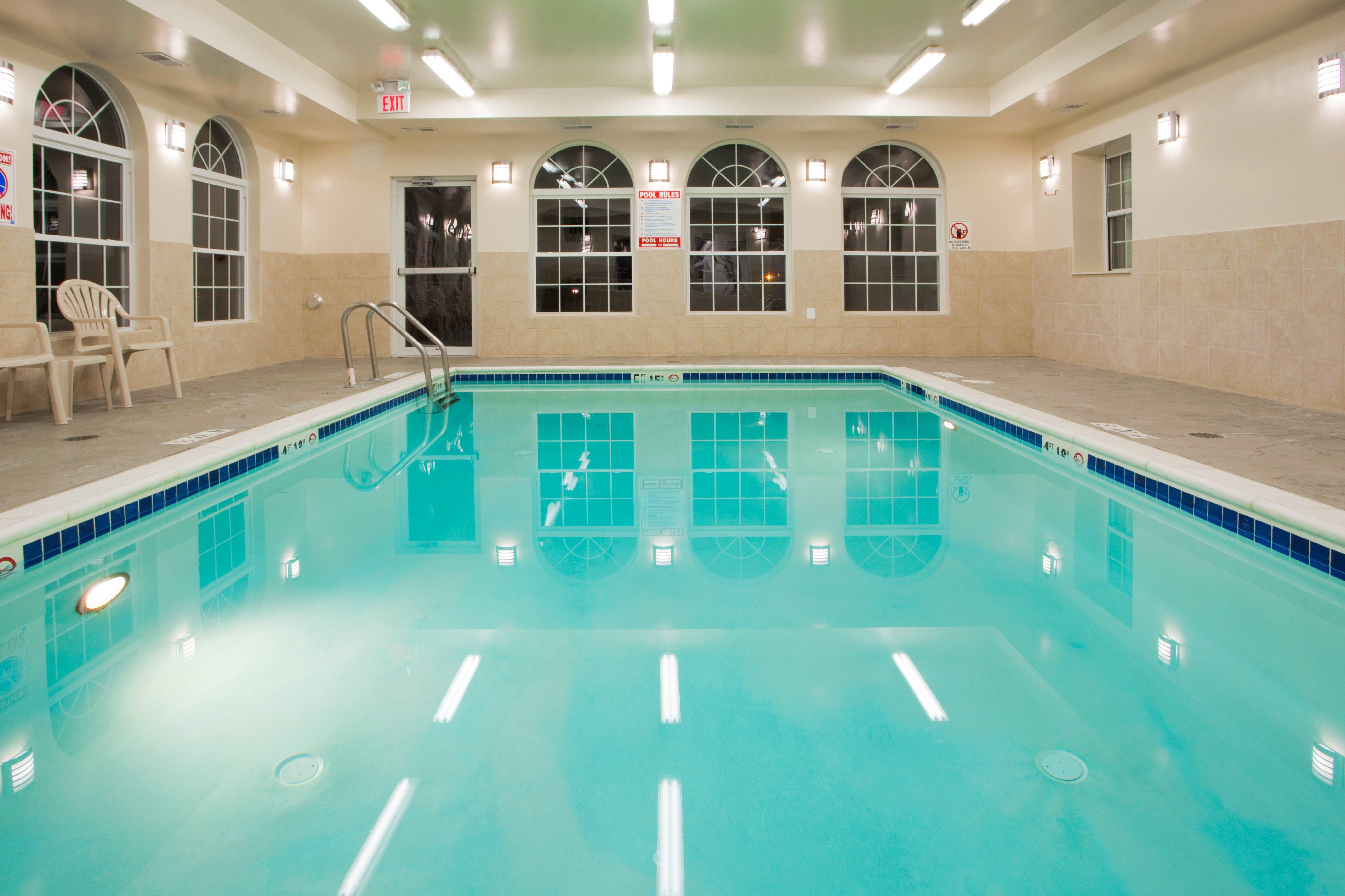 Holiday Inn Express Prince Frederick By Ihg Dış mekan fotoğraf