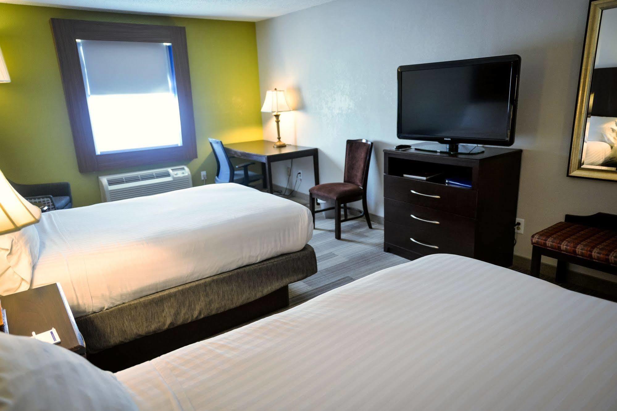 Holiday Inn Express Prince Frederick By Ihg Dış mekan fotoğraf